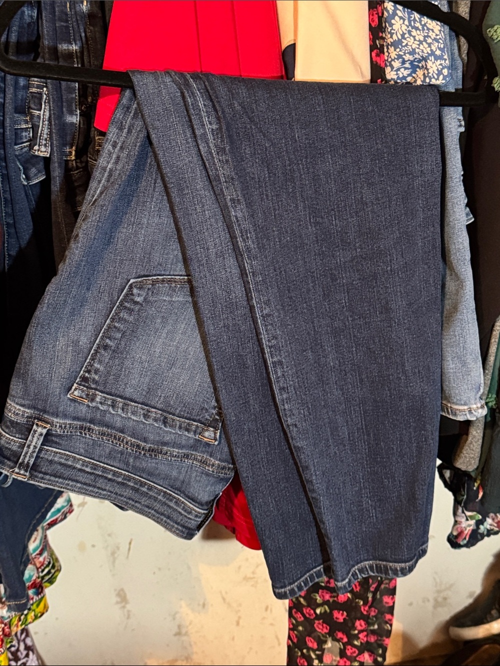 LOFT Straight-Leg Women's Jeans in Dark Blue Wash
